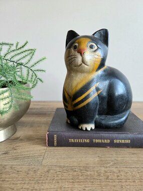 Vintage wooden hand carved cat figurine. Cat lovers gift.